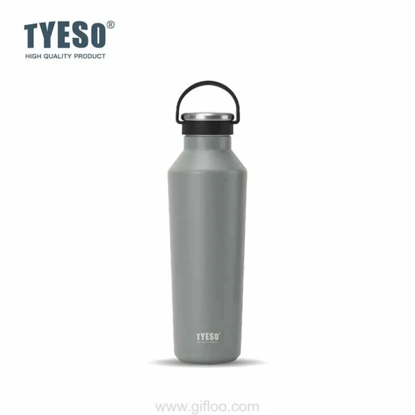 Vacuum Insulated Sports Bottle with Soft Silicone Handle 750 ML 01-01002